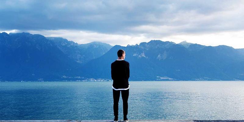 从超话签到到专辑购买：粉丝社群数据化运营的全链路拆解与新歌推荐策略