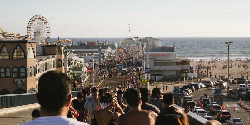 虚拟偶像直播带货：娱乐资讯新风向与新歌推荐营销革命